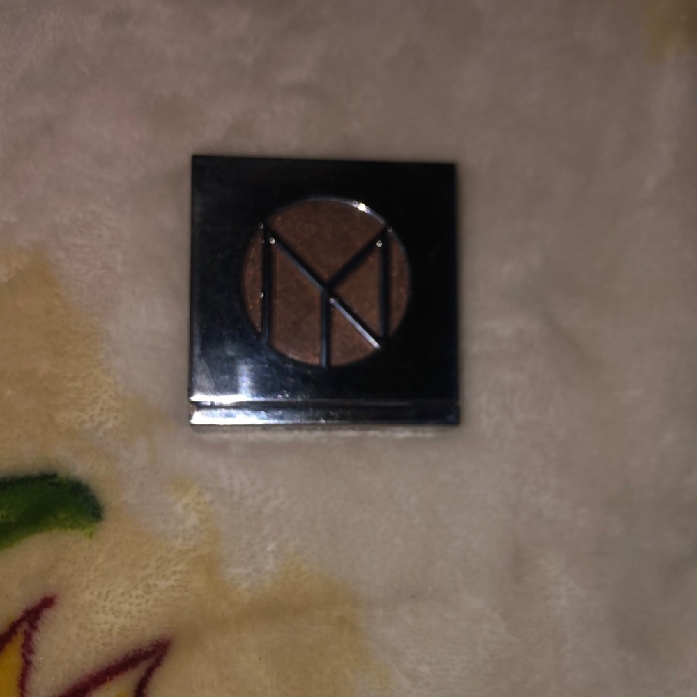Il Makiage Shade : News Flash UNUSED